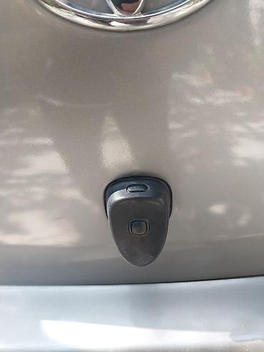 nissan sirena: Toyota Yaris: 2008 г., 1.3 л, Автомат, Бензин, Хэтчбэк — 8