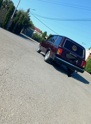 VAZ (LADA): VAZ 2104 universal, tünd-bordo rəng. Klassik kuzov, 5 qapı, geniş — 4