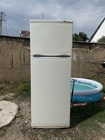 холодильник в токмоке: Муздаткыч Atlant, Колдонулган, Эки камералуу, 55 * 160 *