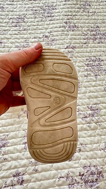 Детская обувь: Обувь б/у на девочку в отличном состоянии, аквасоки lc waikiki 22/23 — 9