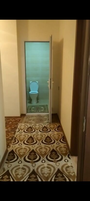 Uzunmüddətli kirayə mənzillər: Gençlik metrosun yaxınlıqı Gençlik molun yani Fətali Xan Koyski 4/2 — 2