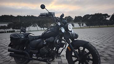 255 35 19: Istiqlal deyirler Mənə görə Qara TANK dir . Kruizer tipli motosiklet — 3