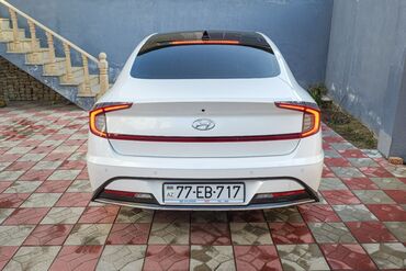 Hyundai: Hyundai Sonata: 2 l | 2022 il Sedan — 9