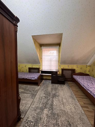 Үйлөрдү сатуу: 6 бөлмө, 350 м², 7 соток, Бишкек, Джал ооруканасы Кыймылсыз мүлк агенттиги — 10