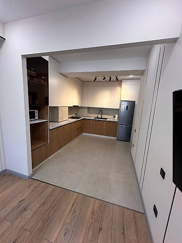 Продажа квартир: 3 комнаты, 116 м², Элитка, 3 этаж, Дизайнерский ремонт — 2