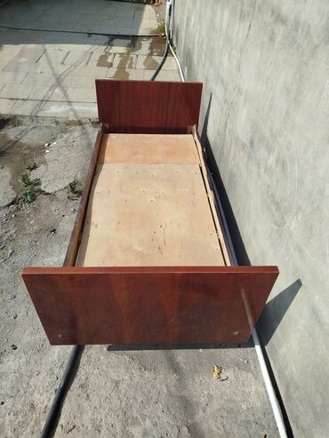 Ütüləmə lövhələri: Təknəfərlik çarpayı, Bazasız, Matrassız, Siyirməsiz