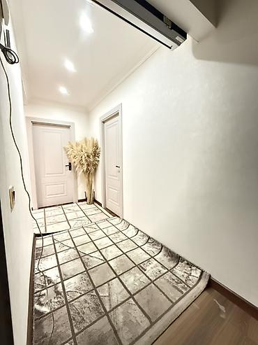 Mənzillər: Bakı, Bakıxanov qəs., 3 otaqlı, Köhnə tikili, m. Neftçilər, 90 kv. m — 2