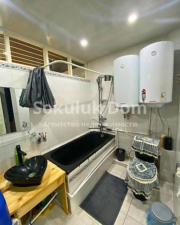 район азия мол: 3 комнаты, 92 м², 103 серия, 2 этаж — 8