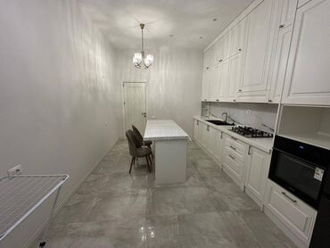 Uzunmüddətli kirayə mənzillər: Nəsimi rayonu Ceyhun Hacıbəyli küçəsində, 10 mərtəbəli peremium -da lalafo.az — 15 Uzunmüddətli kirayə mənzillər: Nəsimi rayonu Ceyhun Hacıbəyli küçəsində, 10 mərtəbəli peremium — 15