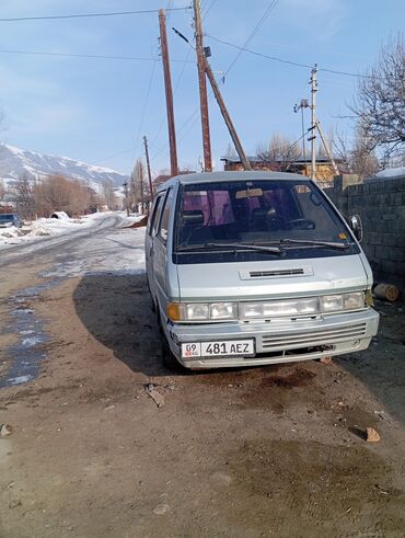 Nissan: Nissan Vanette: 1991 г., 1.8 л, Механика, Бензин, Минивэн