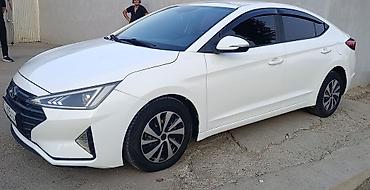 subaru oudbeck: Hyundai Elantra: 2019 г., 1.6 л, Вариатор, Бензин, Седан — 5