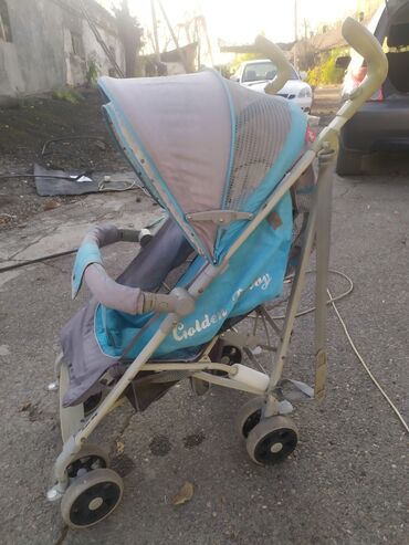 коляска новый: Коляска, цвет - Серебристый, Б/у