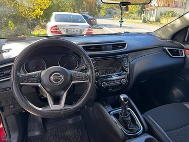 Nissan: Nissan Qashqai: 1.5 l. | 2018 έ. SUV/4x4 — 5