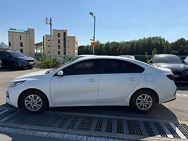 skoda rapid: Kia K3: 2020 г., Седан — 6