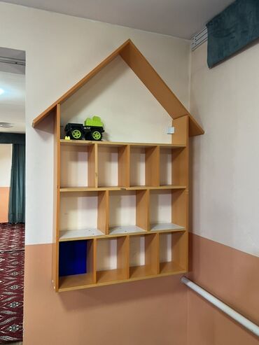 Детские стулья: Детские пластиковые стулья и модульный стеллаж для дошкольных — 7