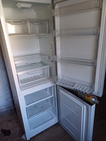 Холодильник Indesit, Б/у, Двухкамерный, 180 *