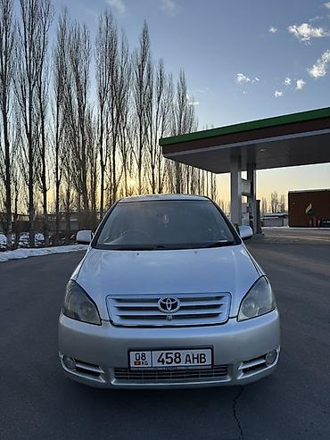 Toyota: Toyota Ipsum: 2002 г., Автомат, Минивэн — 5