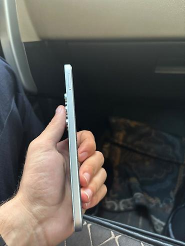 tecno camon 30 premier: Tecno Spark, 256 GB, rəng - Gümüşü, Barmaq izi — 3