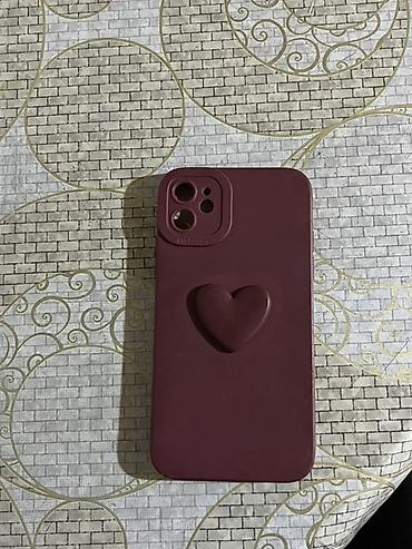 irşad iphone 16 pro: Bordo rəngli silikon telefon qabı - Model uyğunluğu: iPhone 12 / 12 — 1