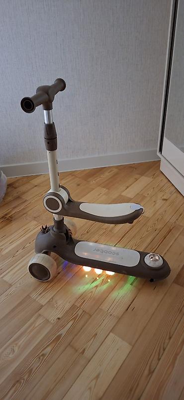 oturacaqlı scooter: Uşaqlar üçün çoxfunksiyalı skuter təqdim olunur. Model “Scooter” — 1