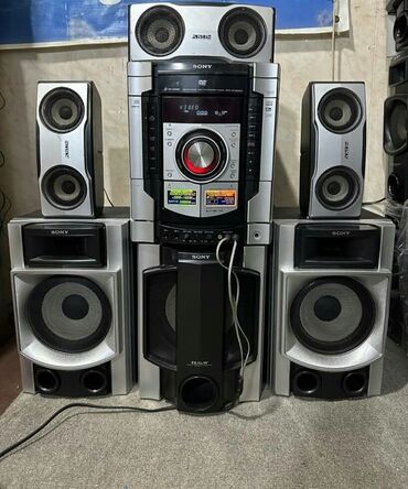 комплект музыкального оборудования: Продаю музыкальный центр Sony MHC -999 в отличном состоянии. В