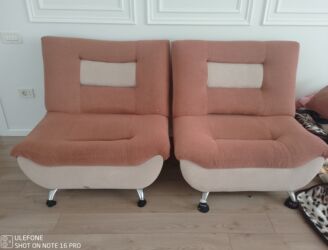 Masalar və oturacaqlar: Mini-divan, İşlənmiş, Açılmayan, Bazasız, Parça, Çatdırılma yoxdur