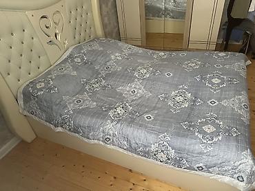 iki nəfərlik çarpayı: İşlənmiş, İkinəfərlik çarpayı, Bazalı, Matras ilə, Siyirməsiz — 1