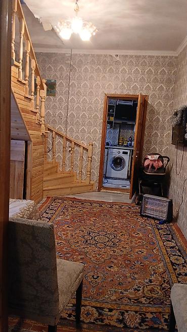 Həyət evi alıram: 2 mərtəbəli həyət evi - Plan: 1-ci mərtəbədə giriş-holl, mətbəx — 4