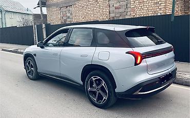 BYD: BYD : 2024 г., 1.5 л, Электромобиль — 3