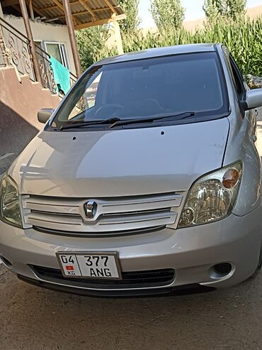 исфана машина: Toyota ist: 2003 г., 1.5 л, Автоматические, Бензин, Хэтчбэк