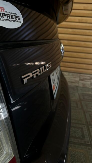 Toyota: Toyota Prius: 2011 г., 1.8 л, Автомат, Бензин, Хэтчбэк — 3