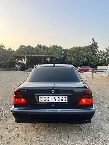 oka masini: Mercedes-Benz C-Class: 2.4 l | 2000 il Sedan — 9