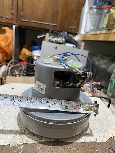 Оборудование для производства: Tozsoran Matoru 1200 watt 2 ədəd var . Balaca 25 azn - Böyük 35 azn — 4