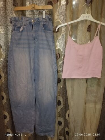 Köynək və bluzalar: Çoxu tezedi kocle bağlı satılır ucuz qiymətə maksimum 3 ədədi 20 — 3