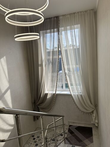 Посуточная аренда комнат: Комната с несколькими спальными местами и базовой меблировкой — 9