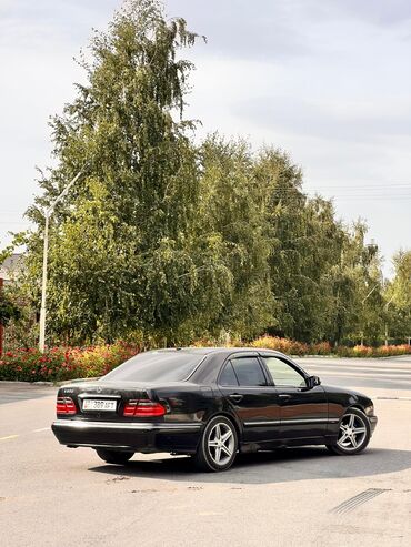 купить мерседес до 5000 долларов: Представляем седан Mercedes-Benz E240 черного цвета с динамичным