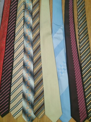 зажим для галстука: Продаю галстуки новые