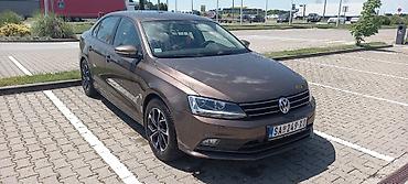 glava upravljaca: WV Jetta proizvedena 2014 a kupljena nova 2016 godine. Automobil u — 1