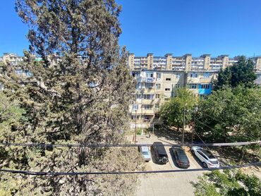 Köhnə tikili: Bakı, 8-ci kilometr, 2 otaqlı, Köhnə tikili, m. Xalqlar Dostluğu, 45 kv. m — 13