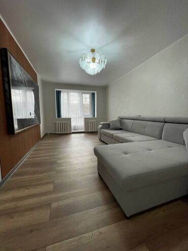 Продажа квартир: 2 комнаты, 43 м², 104 серия, 4 этаж, Евроремонт