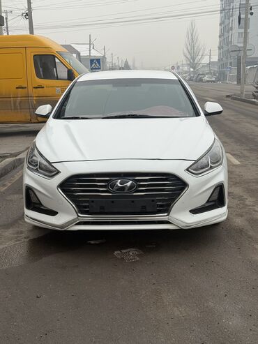 Hyundai: Hyundai Sonata: 2020 г., 2 л, Автомат, Газ, Хэтчбэк — 4