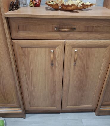 прихожный мебел: Кире бериш үчүн гарнитур, Шкаф, ДСП, түсү - Күрөң