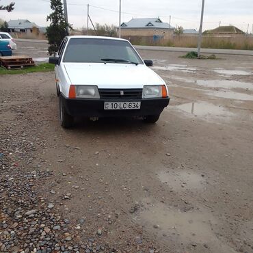 Avtomobil satışı: VAZ (LADA) : 0.5 l | 1992 il | 4545 km Krossover