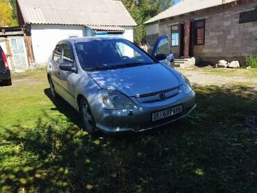 Honda: Honda Civic: 2003 г., 1.5 л, Механика, Бензин, Хэтчбэк