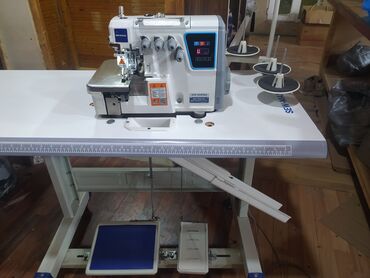 corab toxuyan masinin qiyməti: Overlok 4 sapli Sew-Makina Cox Seliqeli ve az istifade olunub Unvan