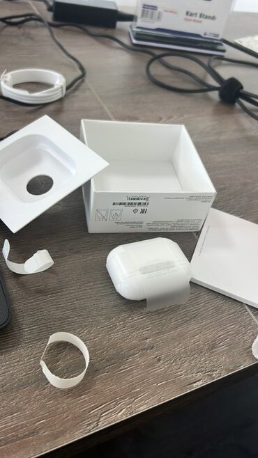 Qulaqcıqlar: Yeni Simsiz (Bluetooth) Qulaqcıqlar, Apple, rəng - Ağ