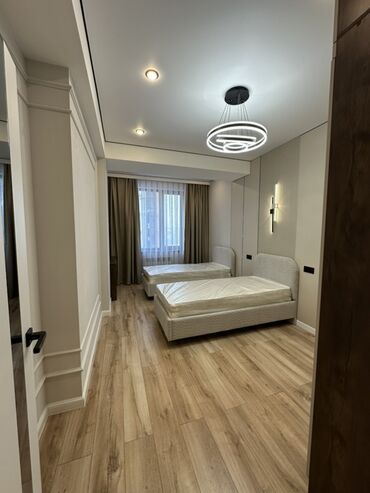 Продажа квартир: 3 комнаты, 104 м² — 8