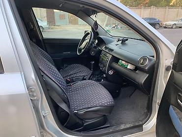 Mazda Demio: 2003 г., 1.6 л, Механика, Бензин, Хэтчбэк — 5