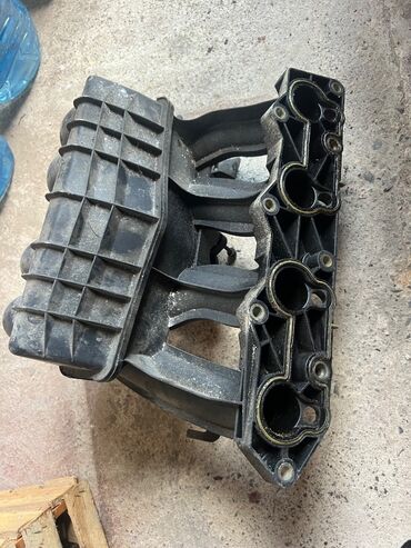 Motor üçün digər detallar: Mersedes c class 1.8 mühərrik. + başqa ehtiyyat hissələridə var — 12