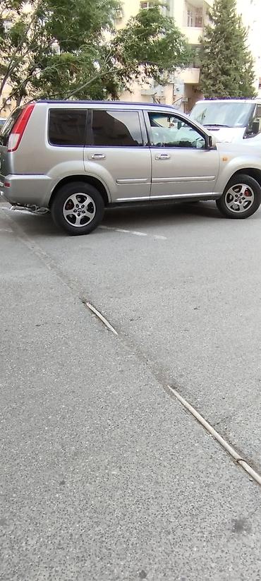 Nissan: Nissan X-Trail: 2 l | 2000 il Universal — 10